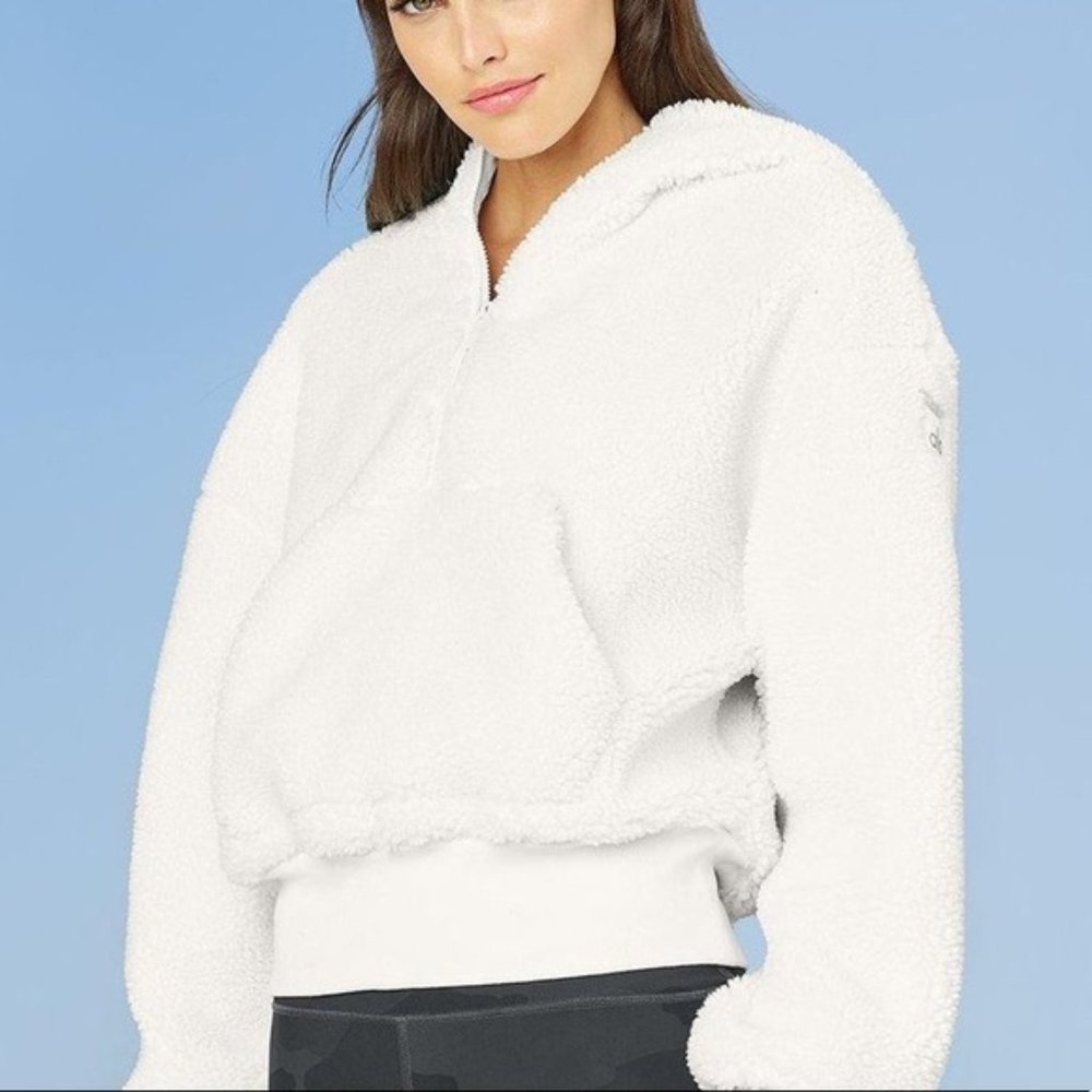 Alo Yoga Sherpa Half Zip Hoodie *LIKE NEW* White